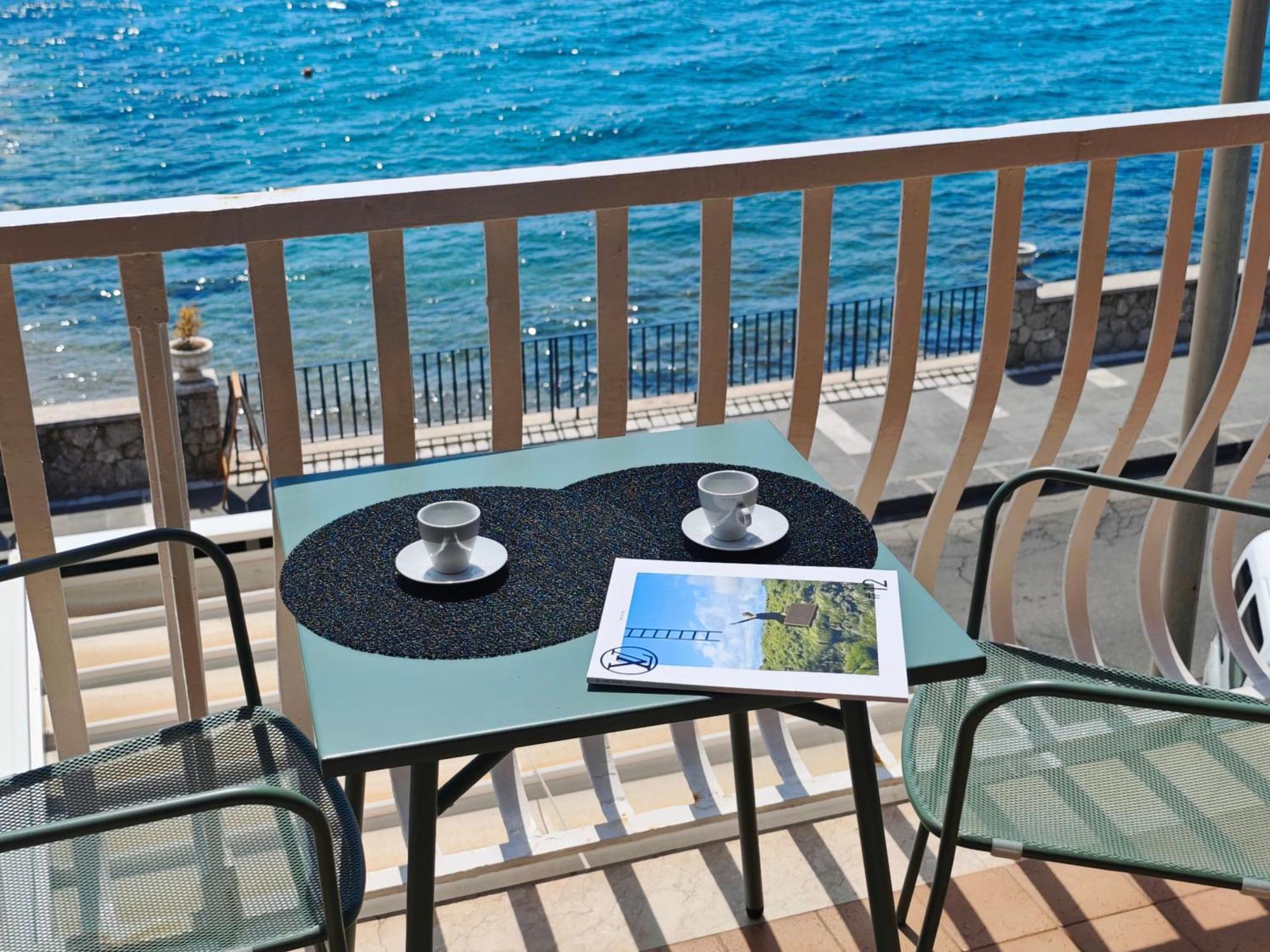 Super Panorama & Astonishing Apartment Seaview Giardini Naxos Εξωτερικό φωτογραφία