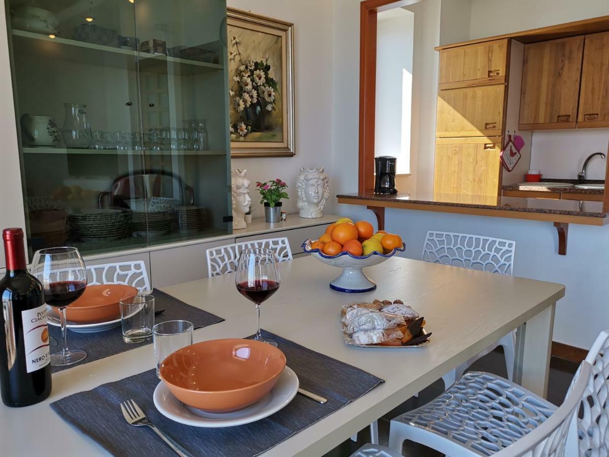 Super Panorama & Astonishing Apartment Seaview Giardini Naxos Εξωτερικό φωτογραφία